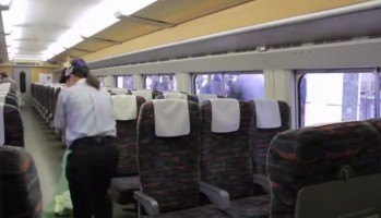 Bình luận ‘7 phút’ và câu chuyện đáng khâm phục trên mỗi chuyến tàu cao tốc Nhật Bản.