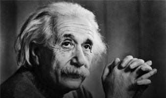 Chân dung Albert Einstein.