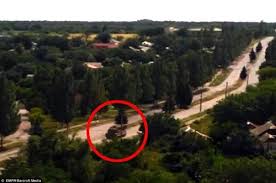 Tình báo Ukraine quay được cảnh xe chở tên lửa Buk rút chạy về phía Nga