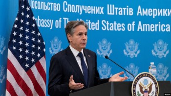 Ngoại trưởng Mỹ đến Kyiv, cảnh báo Nga có thể tấn công Ukraine