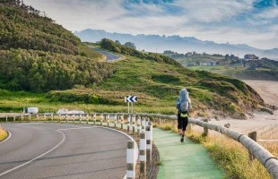 Hollywood có làm một bộ phim về cuộc đi bộ hành hương Camino ở Tây Ban Nha