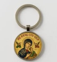 THẬN TRỌNG VỚI MÓC KHÓA CÓ HÌNH ẢNH CHÚA GIÊSU VÀ ĐỨC MẸ MARIA