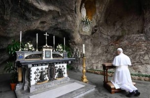  “LÊÔ Ở ROMA” – NHỮNG NĂM THÁNG ÂM THẦM HÌNH THÀNH NÊN MỘT VỊ MỤC TỬ