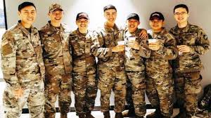 Bảy tân sĩ quan gốc Việt tốt nghiệp Học Viện Quân Sự West Point