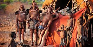 Lối Sinh Hoạt Độc Đáo của hai Bộ Tộc Korowai và Himba.